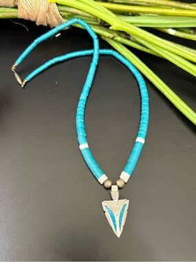 Vintage Southwestern Silver-tone Turquoise Heishi Beads Pendant Necklace